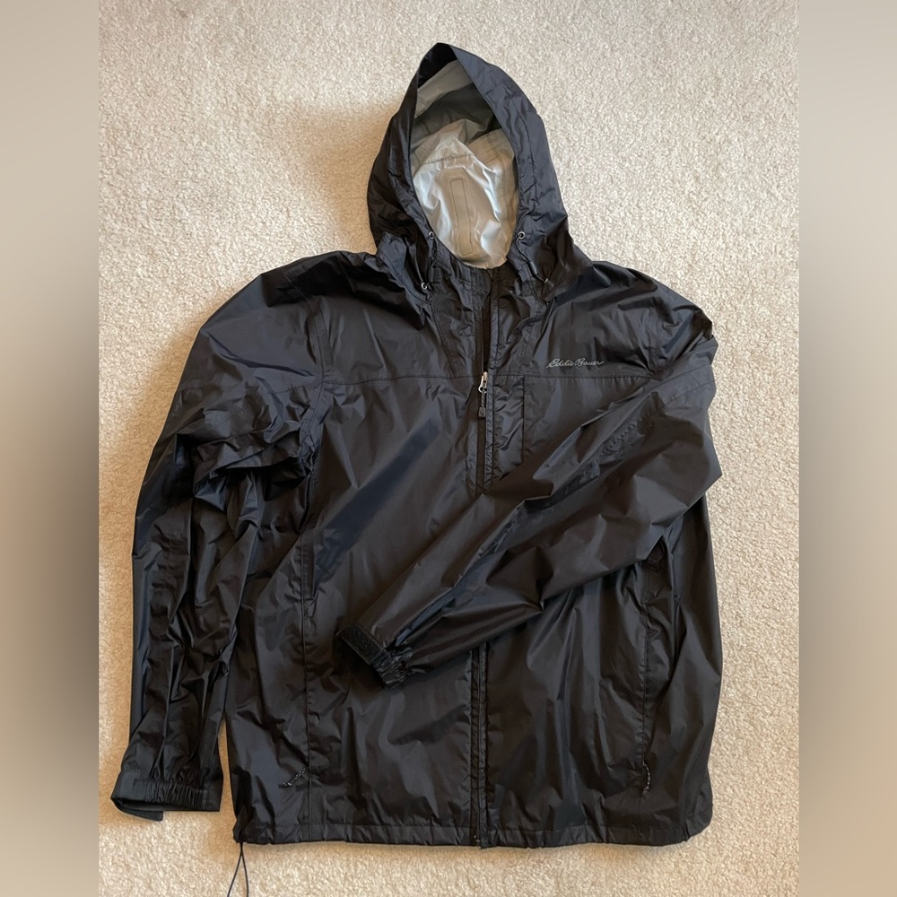 Men’s Eddie Bauer rain jacket